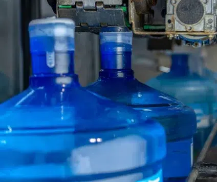 How to Choose the Right Water Bottling Machine for Your Bottled Water Plant - Steelhead Inc. - Custom Bottling Solution