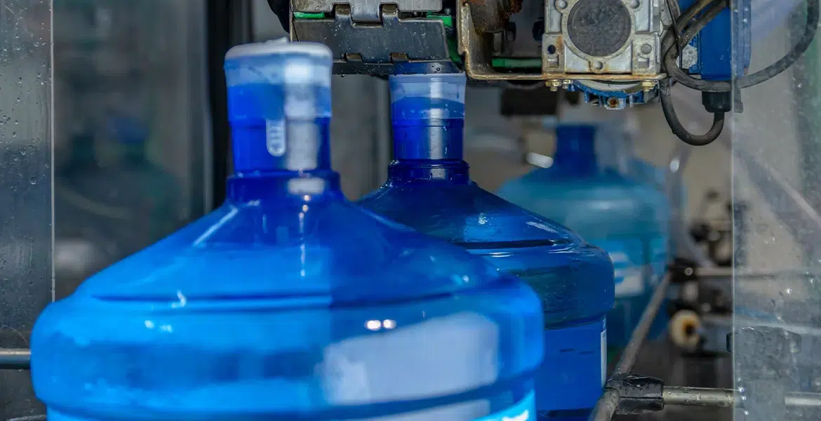 How to Choose the Right Water Bottling Machine for Your Bottled Water Plant - Steelhead Inc. - Custom Bottling Solution