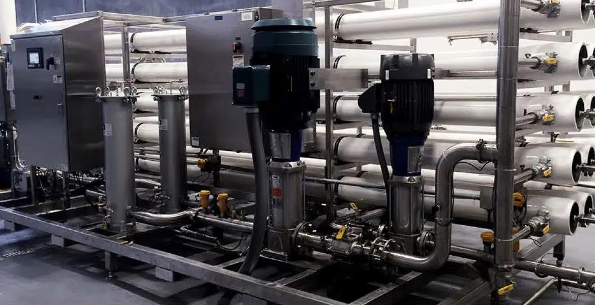 How Industrial RO Systems Improve Water Bottling Quality - Steelhead Inc. - Custom Bottling Solution